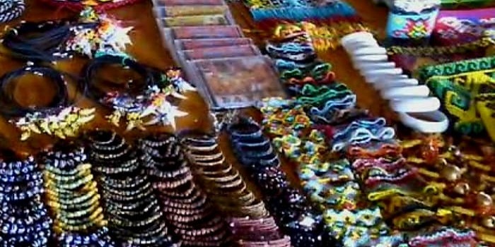 Oleh-Oleh Khas Samosir